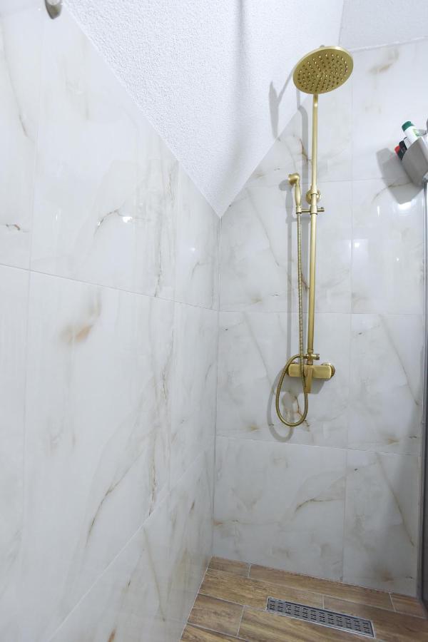 Guest House Max Zabljak  Ngoại thất bức ảnh