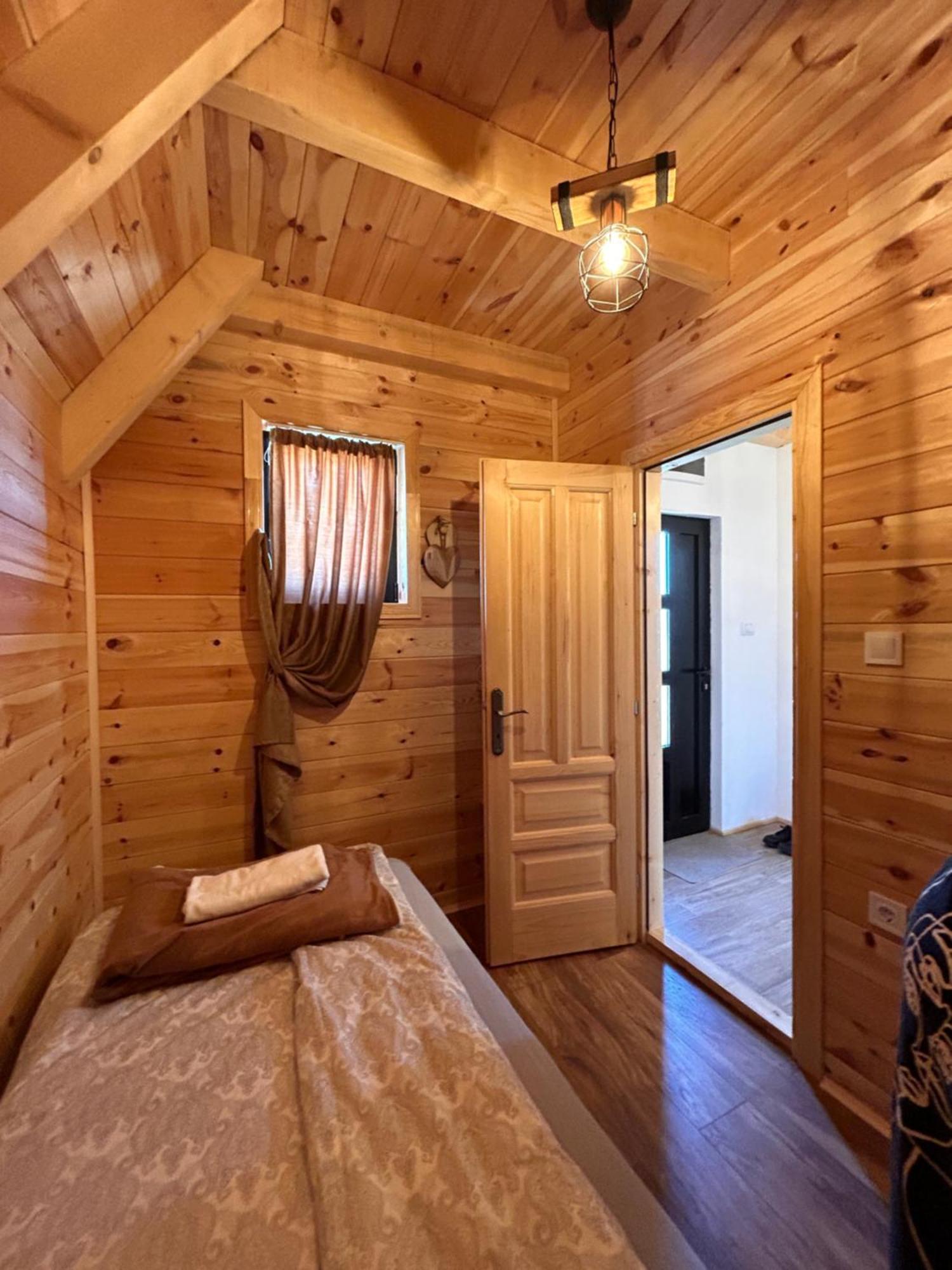 Guest House Max Zabljak  Ngoại thất bức ảnh